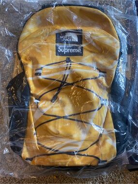Supeme / The North Face Trompe L’Oeil  Printed Borealis Backpack “Yellow”